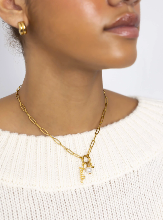 Faith Necklace – Pearl & Cross Charm